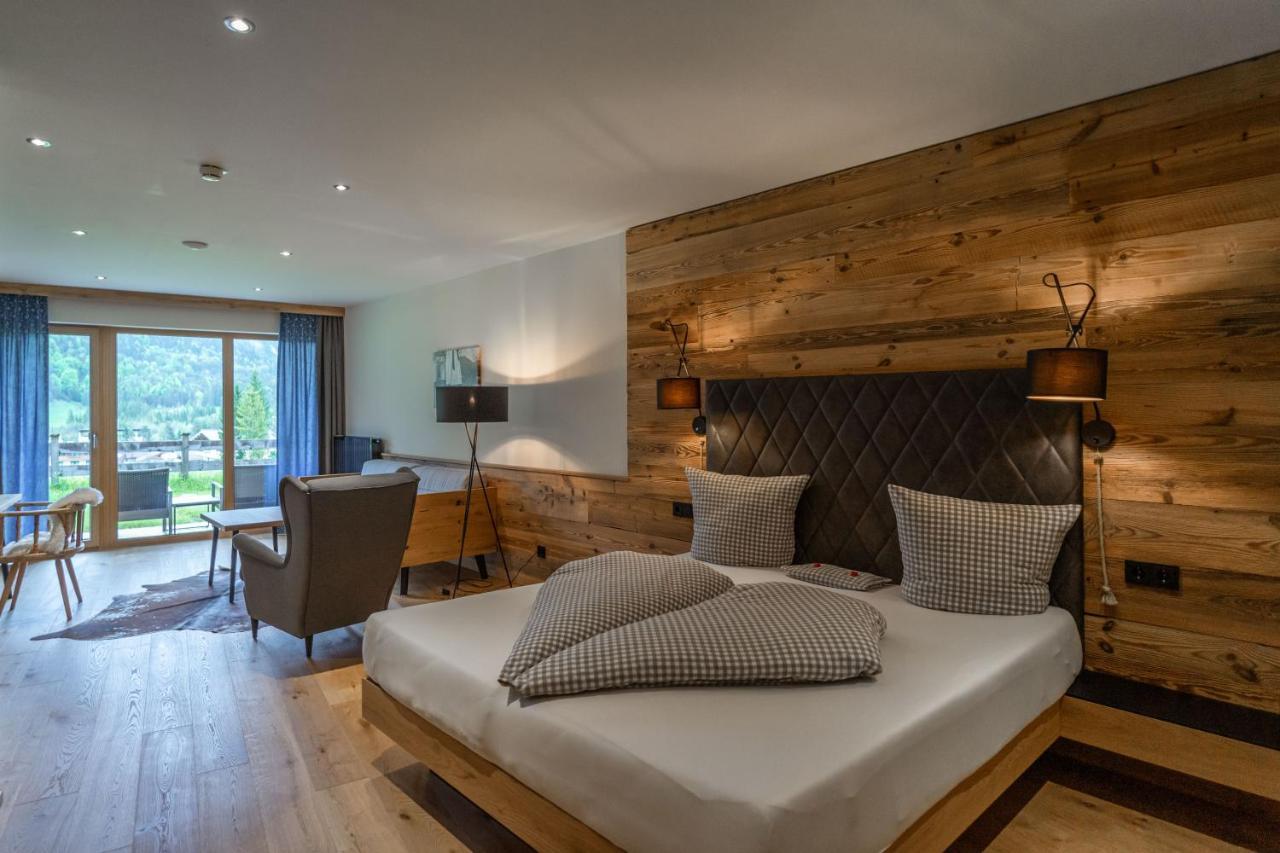 Hotel Landhaus Tirolerherz Sankt Ulrich am Pillersee Buitenkant foto
