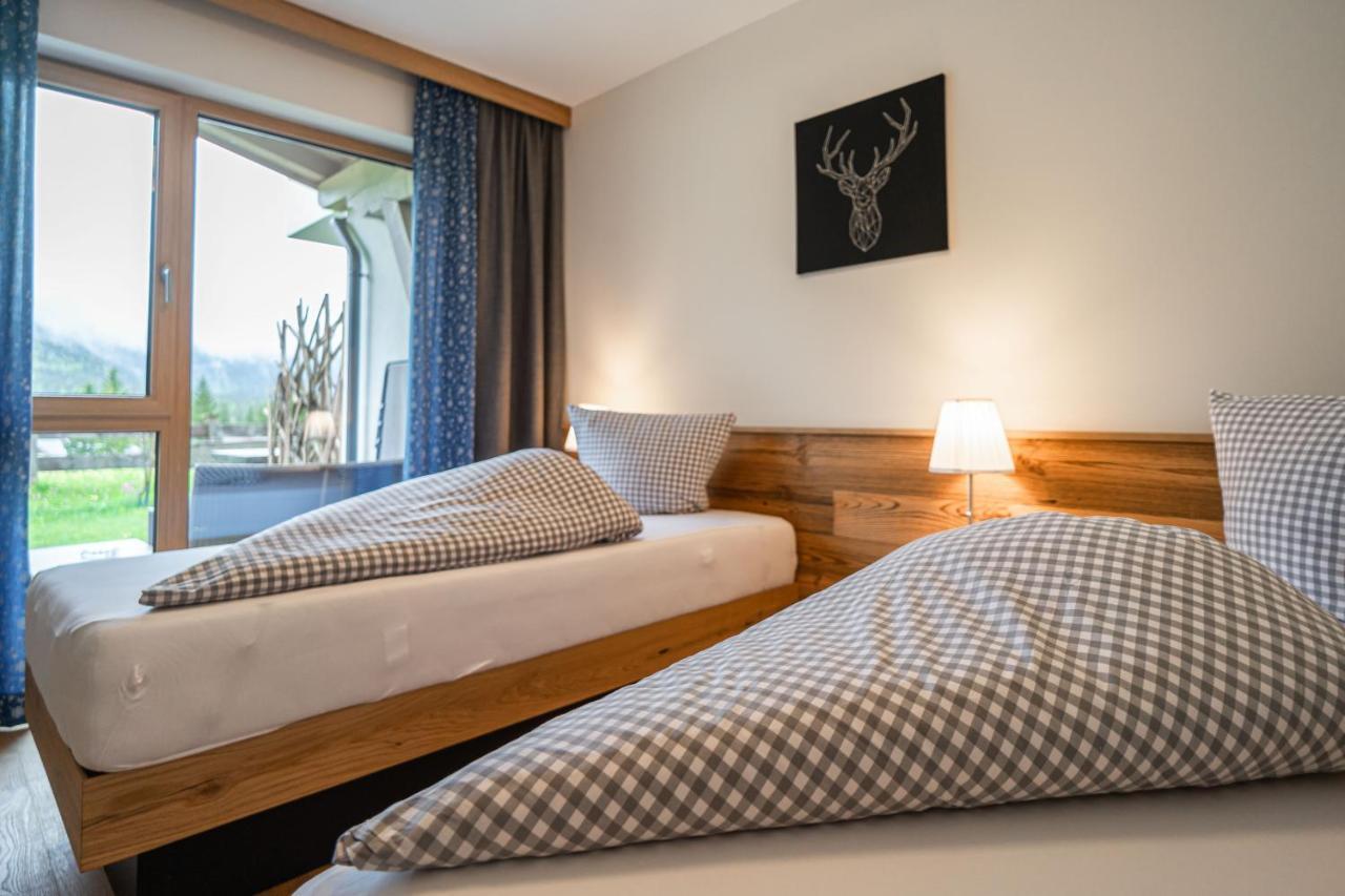 Hotel Landhaus Tirolerherz Sankt Ulrich am Pillersee Buitenkant foto