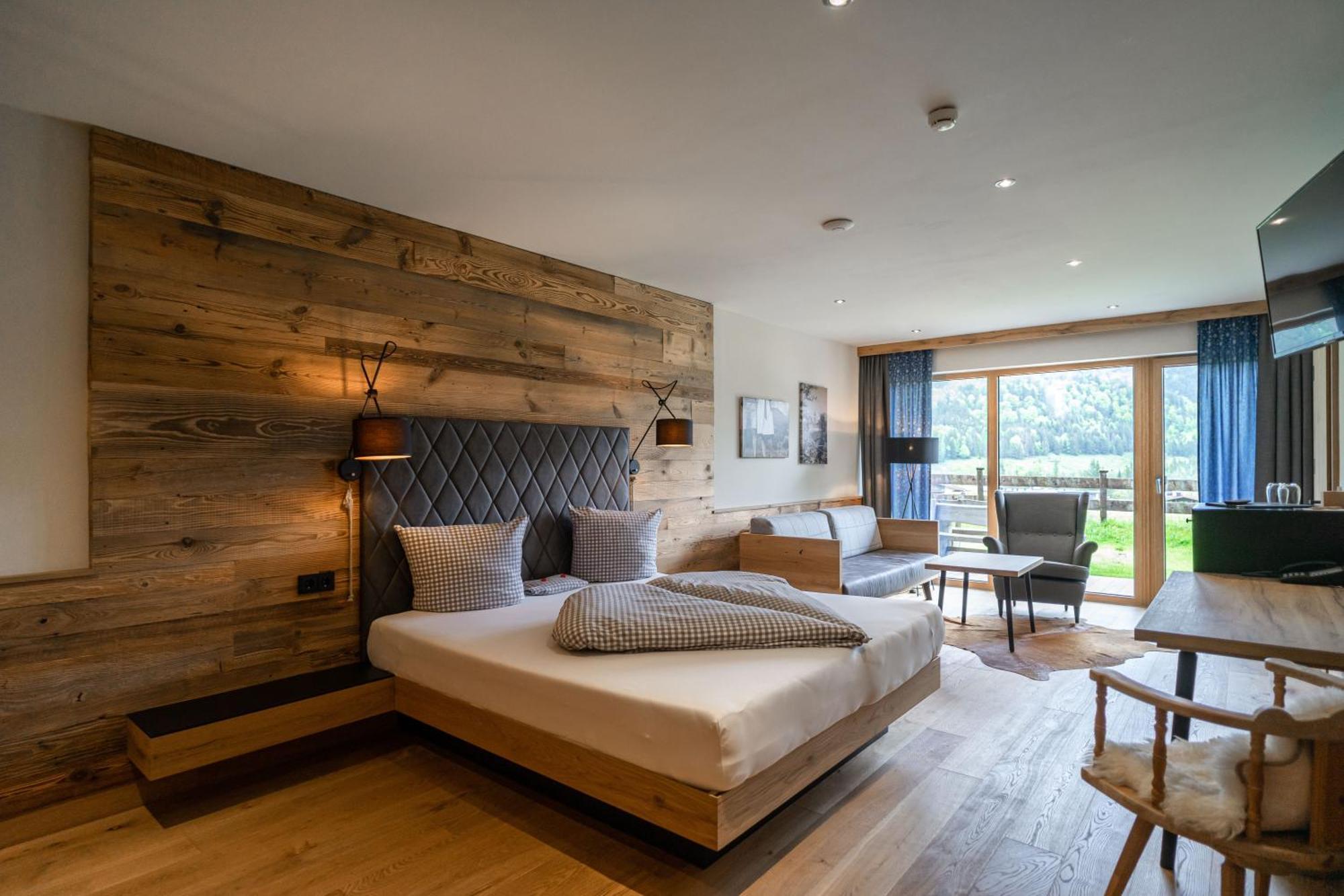 Hotel Landhaus Tirolerherz Sankt Ulrich am Pillersee Kamer foto